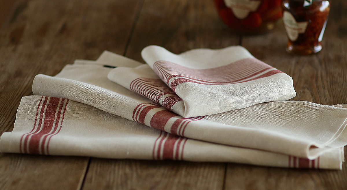 table linens and kitchen linens